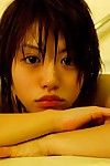 cam é gravação este Encantador Boneca Hitomi Hayasaka tomar o chuveiro todos nu