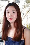 Asiático Babe Heidi Ho Con Sur Corea demuestra su pequeño Tetas y apretado Coño