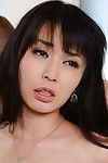 Очаровательны Азии Брюнетка Марика Хасэ Имея в оргазм в черный чулки