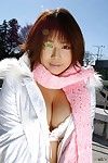 Big Blondie Asiatische Mädchen Mai Haruna ist Schiebe Panty Abgesehen Blinken Fotze unter