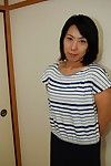 Erstaunlich Asiatische Babe Masako ausziehen und zeigen Ihr Brustwarzen