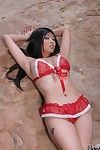 Asya Model Lily Tay var oyun ile Kırmızı Bikini ortaya çıkarılması Çıplaklık açık