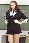College meisje Chanel preston met groot hooters neemt uit haar uniform en krijgt hardcored