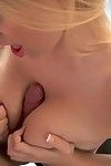 bu Güzel ve Cazip teen Natalia Starr elde dolu içinde nub ve arasında göğüsleri