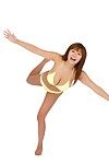duża titted Wschodnia dziewczęcy Yoko matsugane to Żartów Wokół w ekstremalne Bikini