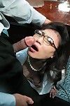 Glamourosa chinês Ibuki javhd usa quente meias dá Maravilhoso oralsex apresentação e leva creme tiros para ela rosto