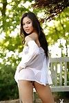 wandelen in De Park seksueel Enthousiast Chinees Janine siu krijgt undressed haar wit pure blouse en locatie op De Bank